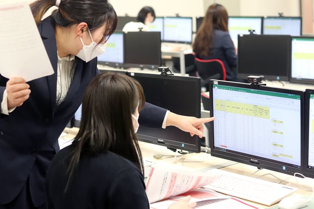 学校法人東京聖徳学園様 Excel研修導入事例